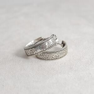 Brighton Romanza Medium Hoop Earrings JA8470 Silver Plated Leverback 7/8" Drop